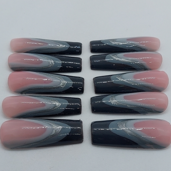 Shades of Gray Nails - Picture 5 of 5